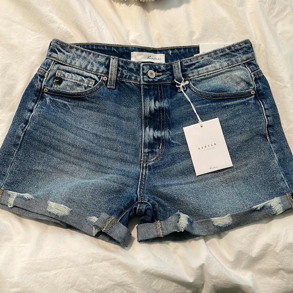 Women’s jean shorts size 7/27